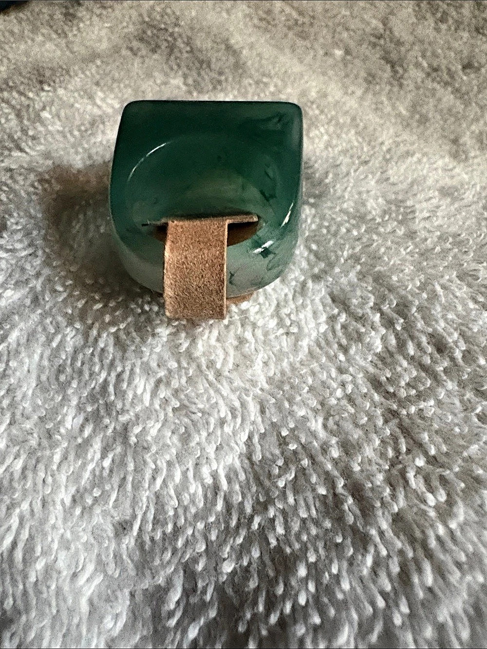 Green Statement Ring - Picture 3 of 3